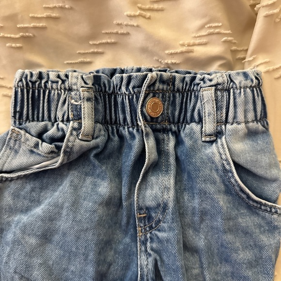 H&M Kids Light Blue Jeans - Picture 2 of 4